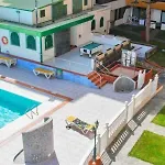 فندق Arenas