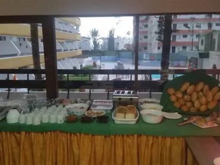 Hotel Arenas 2*