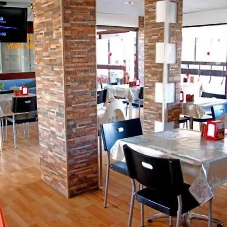 Hotel Arenas 2*