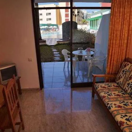 Arenas Apartment *