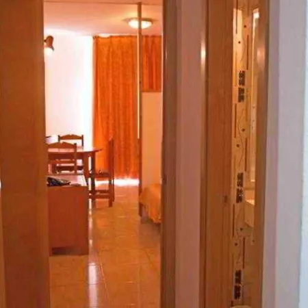 Arenas Apartment *