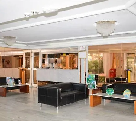 Hotel Arenas 2*