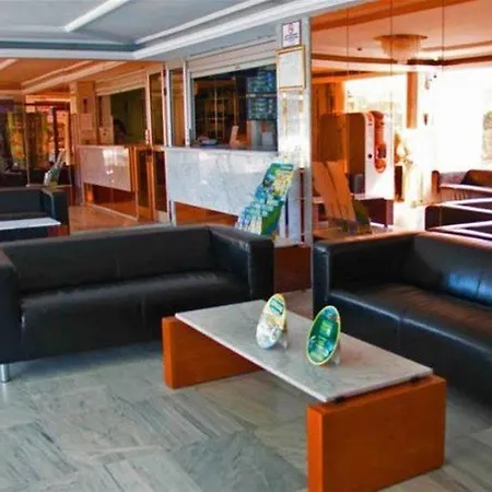 Hotel Arenas 2*