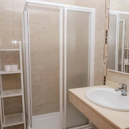 Arenas 2* Playa del Ingles (Gran Canaria)